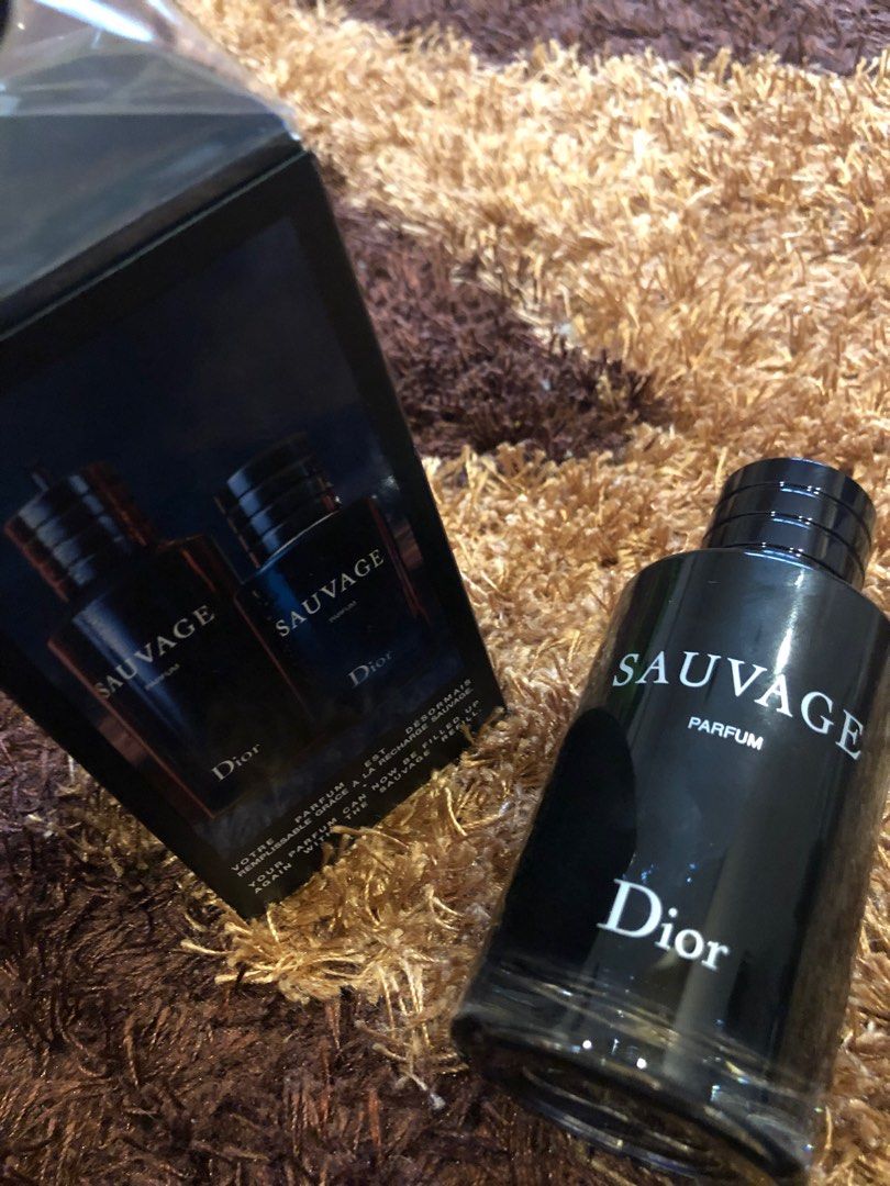 Sauvage by Dior is a Aromatic Fougere fragrance for men