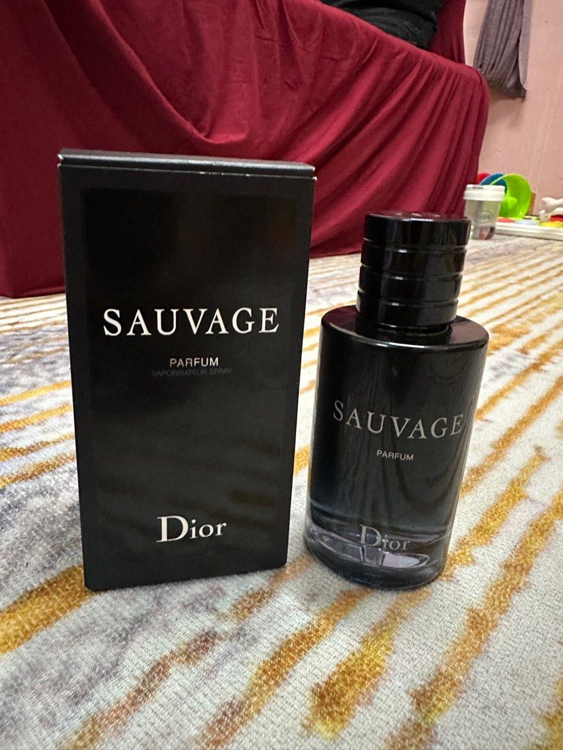 Sauvage by Dior is a Aromatic Fougere fragrance for men